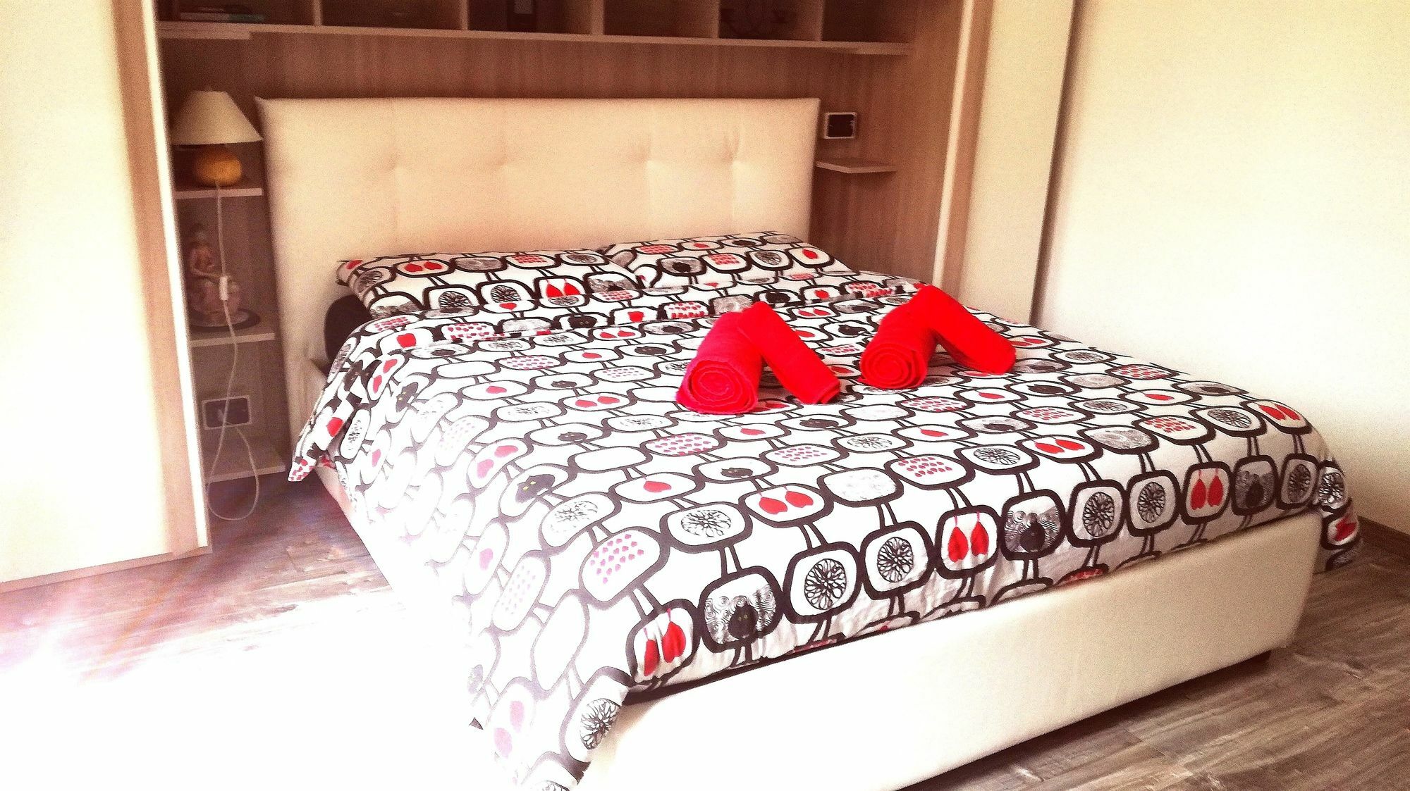 Rhomeholidays Fiumicino Extérieur photo